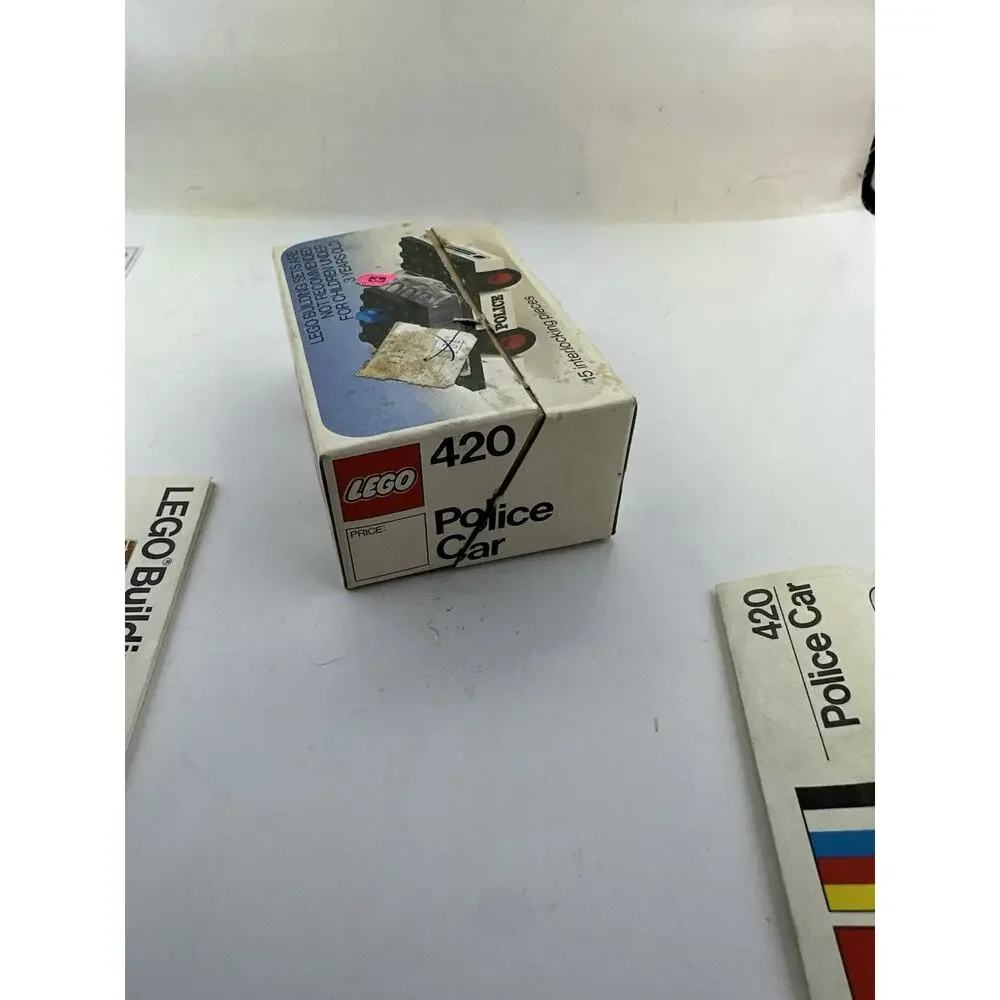 LEGO 420 1974 Police Car 99% Complete Set 15 Pieces Vintage LEGOLAND Vehicle Box